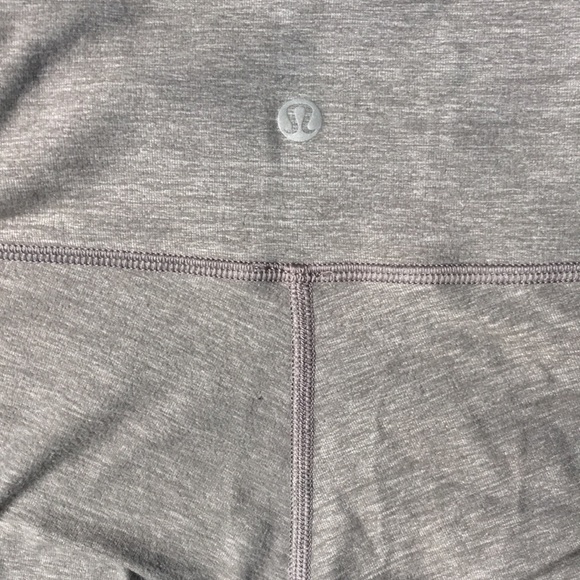 Lululemon Heather Gray Wunder Under CROP - Picture 4 of 6